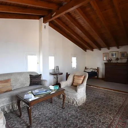 Sophisticated Central House In * Tínos